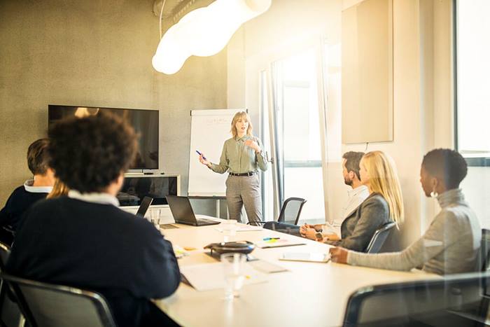 collaboartive group conference table presentation